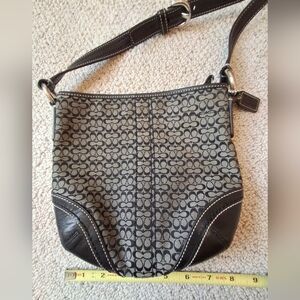 Stylish Black and Gray Shoulder Bag